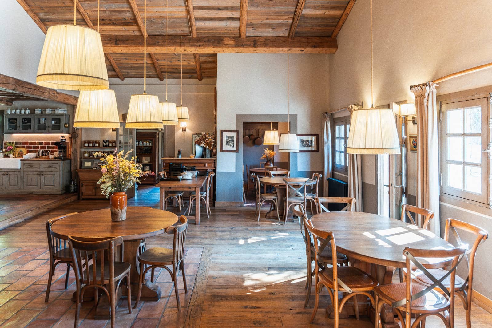 Table traditionnelle à la ferme auberge A Pignata en Corse
